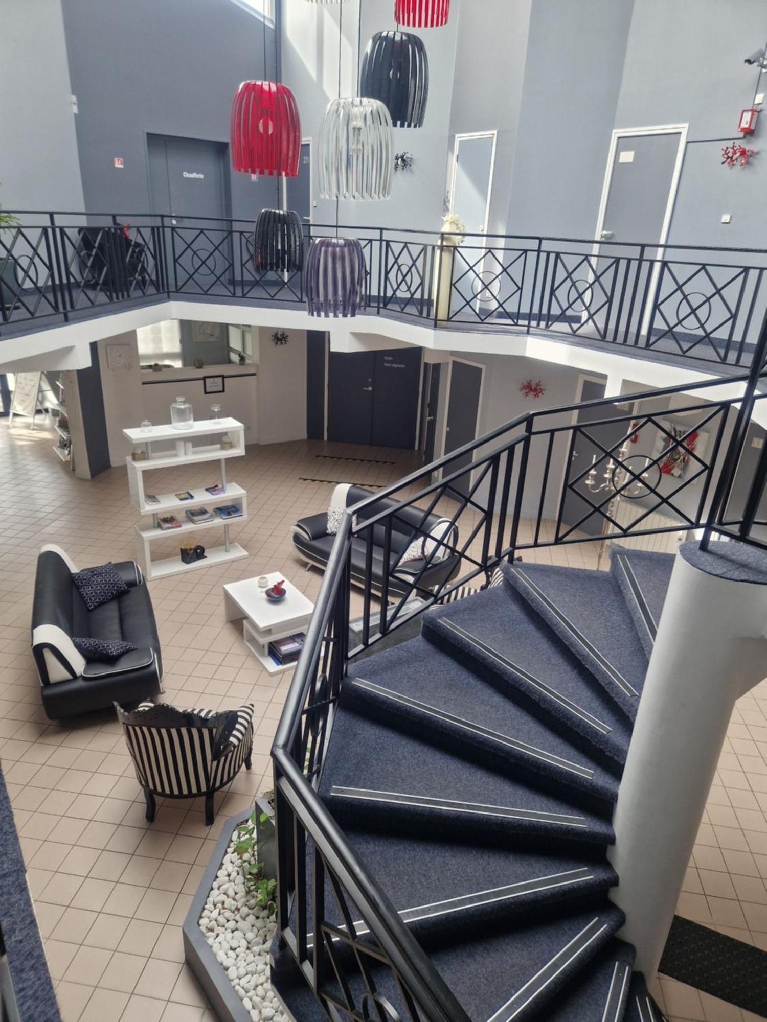 Agape Hotel Niort- Bessines Екстериор снимка